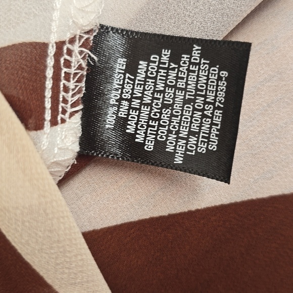 WORTHINGTON WOMEN'S BROWN & WHITE FRONT BUTTON LONG SLEEVE BLOUSE PETITE SMALL - Picture 12 of 16